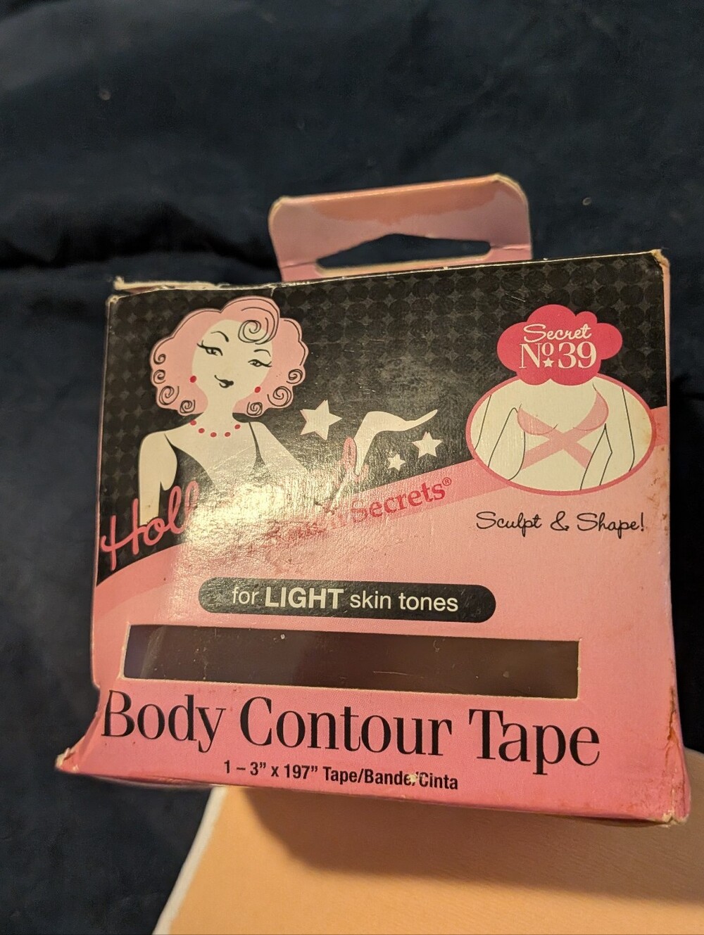 (NIB)Hollywood Fashion Secrets Body Contour Tape For Light Skin Tones